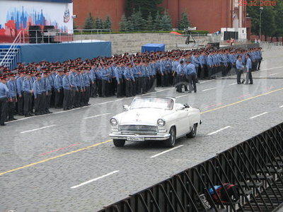 9b5d1400.jpg
