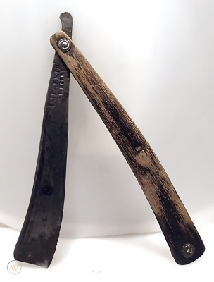 vintage-straight-razor-parkin-1700s-8_1_edaf143e2bffad03b2d7c14753979479_waifu2x_photo_noise3_scale.png