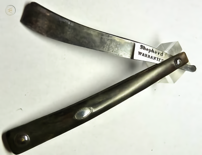 straight-razor-1770-john-shepherd_1_3fea7656d6a12174ccc2ea2826454b47_waifu2x_photo_noise3_scale.png