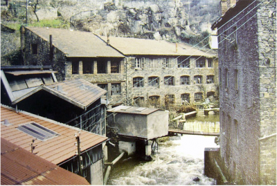 Фабричные сооружения в долине реки Дюроле,1988 г..png
