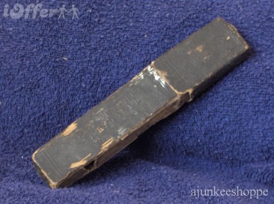 wade-butcher-antique-folding-straight-razor-box-damaged-a72a1.JPG (65.65 КБ) 13597 просмотров wade-butcher-antique-folding-straight-razor-box-damaged-a72a1.JPG