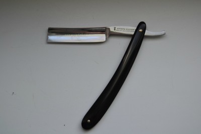 edb27730d995.jpg