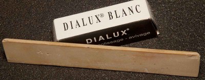 stone-white2.jpg