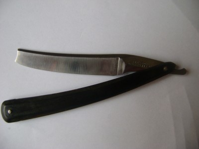 Antiq Straight razor-Rasiermesser KIRKBY WARRANTED, SHEFFIELD, ENGLAND_1.jpg