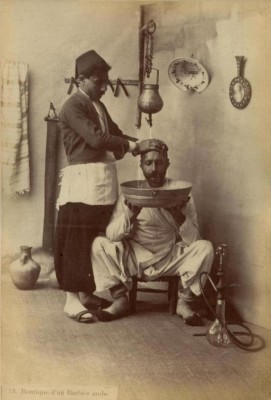 Бритье опасной бритвой. Orient Barbier.jpg