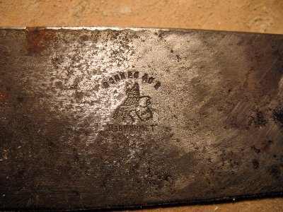 Клеймо богатырь с топориком на плече, надпись ВСНХ РСФСР ПАВМУРМЕТ, то бишь, Павлово-Муромский металлообрабатывающий трест.jpg (186.15 КБ) 23315 просмотров Клеймо богатырь с топориком на плече, надпись ВСНХ РСФСР ПАВМУРМЕТ, то бишь, Павлово-Муромский металлообрабатывающий трест.jpg