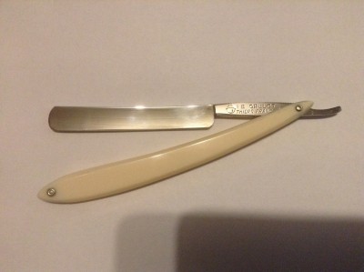 Le Grelot.JPG (246.03 КБ) 11378 просмотров Le Grelot.JPG