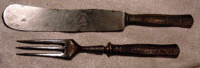 вилка и нож 20-х 30-х годов XX века, цельно-металлические, надпись на ручке всенарпит и павмурмет вача.jpg (48.56 КБ) 23318 просмотров вилка и нож 20-х 30-х годов XX века, цельно-металлические, надпись на ручке всенарпит и павмурмет вача.jpg