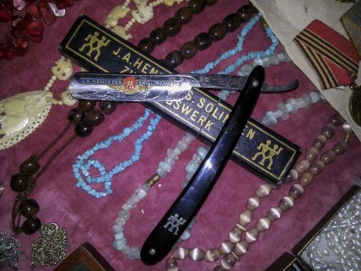RAZOR_017.JPG