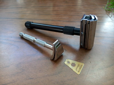 Немцкие приборы для бритья.jpg (140.21 КБ) 16188 просмотров Немцкие приборы для бритья.jpg