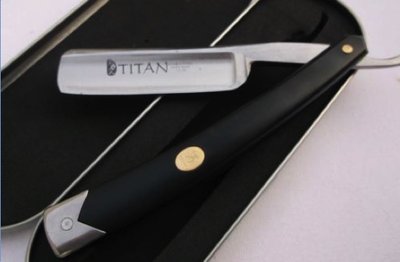 titan-razor.jpg
