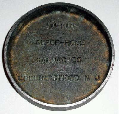 1NU-KUT 1b.jpg